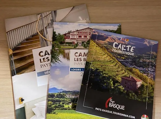 Aitzina - Centre * 캄보레방